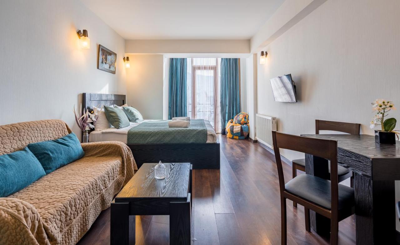 New Km Apartment *